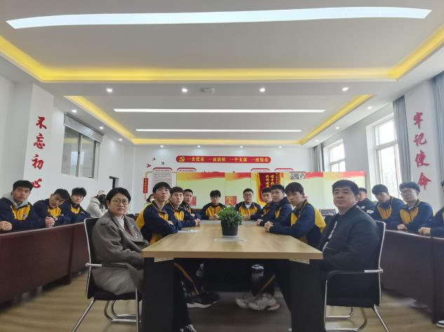 leyu乐鱼中国体育官网组织师生收看2023年辽宁省“弘扬雷锋精神 凝聚奋斗力量”春季开学思政第一课暨全省教育系统学雷锋活动启动仪式